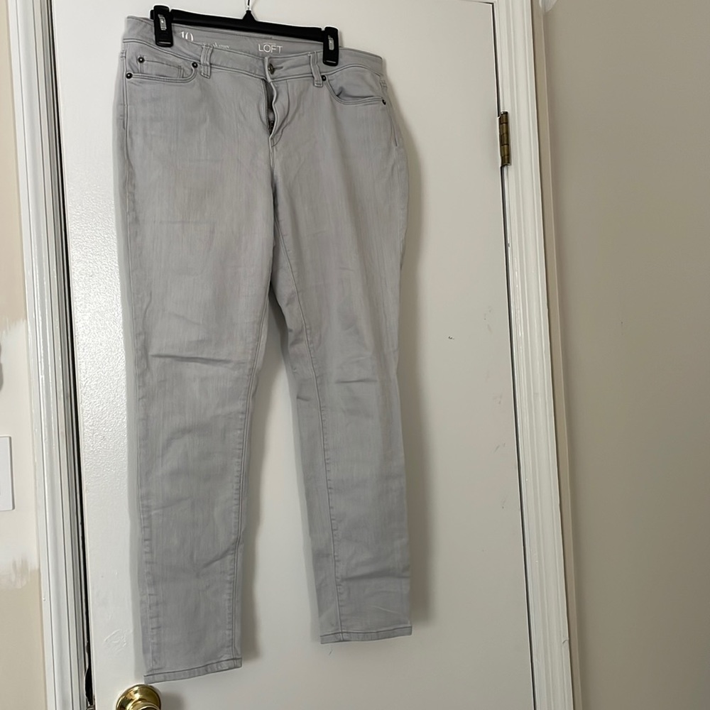 10 Curvy Skinny LOFT Jeans